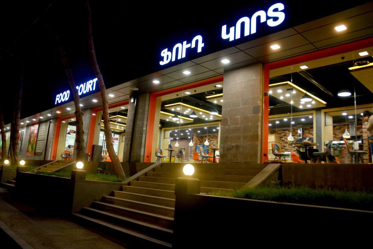 Hotel Lider Complex Vaykʼ Esterno foto