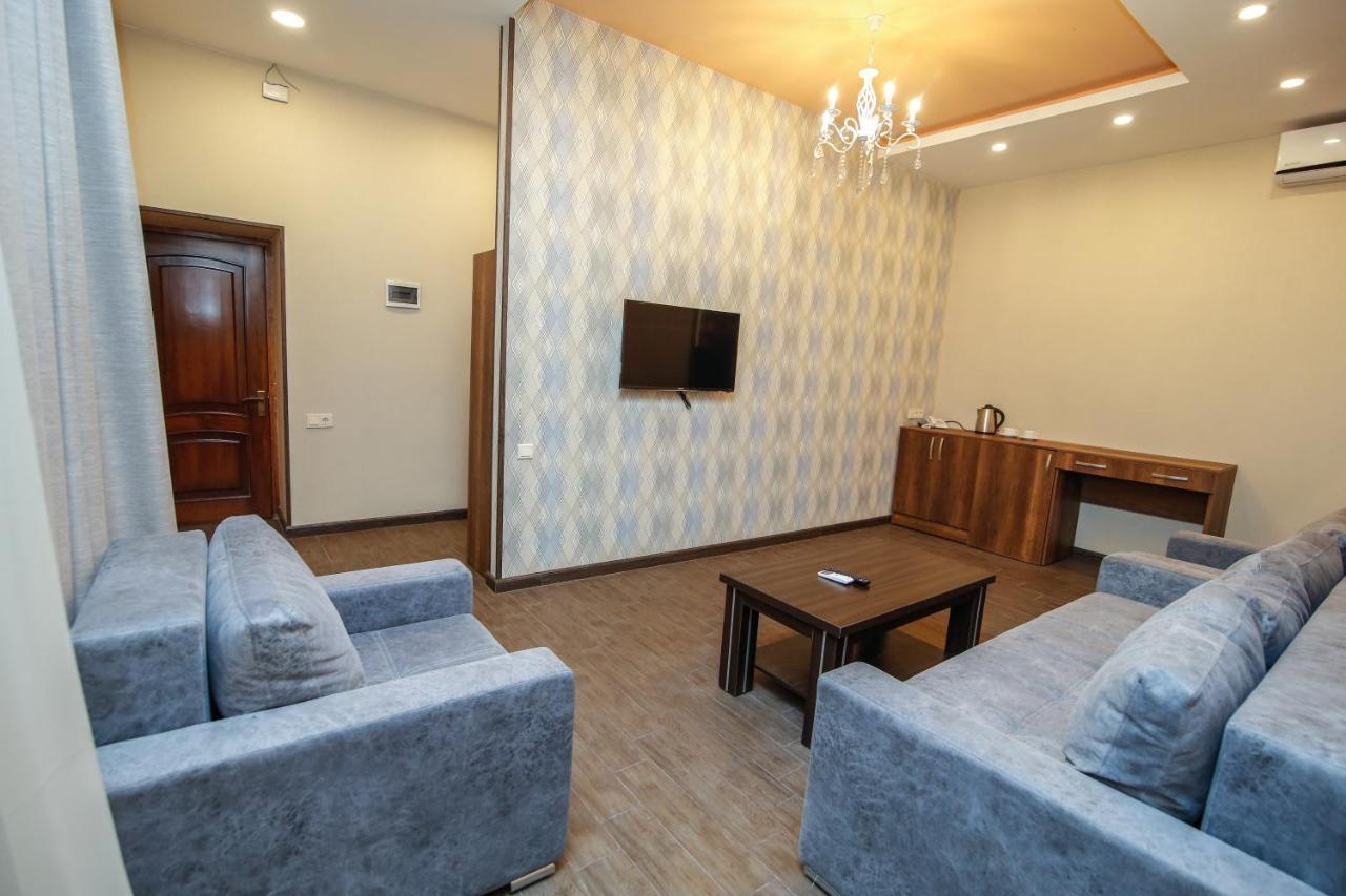 Hotel Lider Complex Vaykʼ Esterno foto