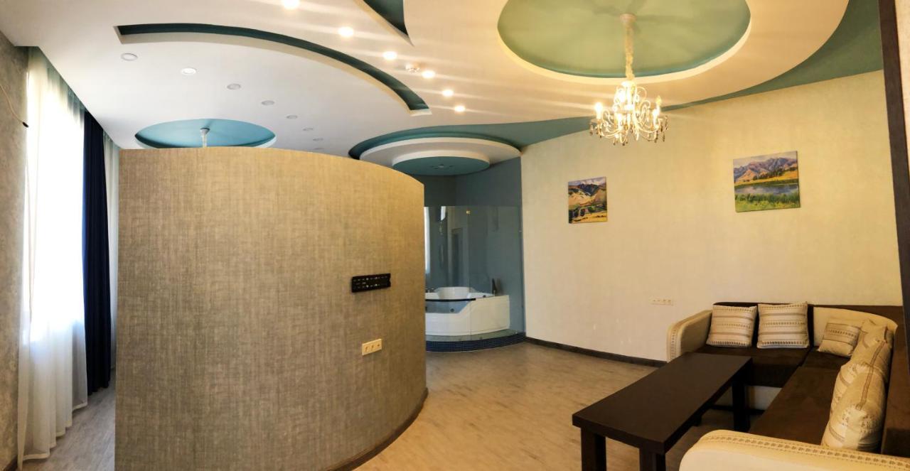 Hotel Lider Complex Vaykʼ Esterno foto